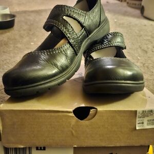 Clarks Black Leather Mary Jane Flats